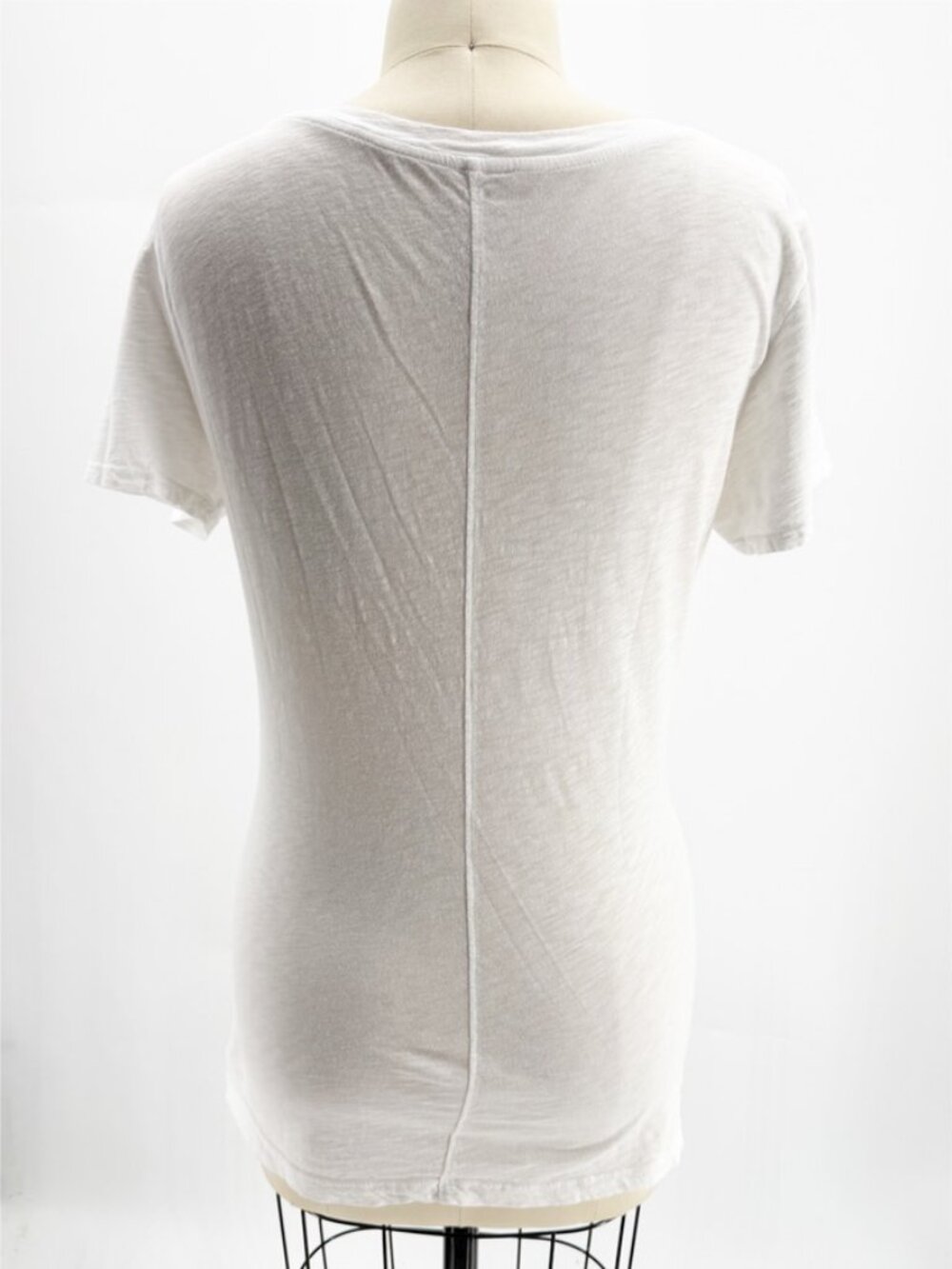 Velvet by Graham & Spencer Lilith Cotton Slub V-Neck Tee | White - Picture 4 of 11